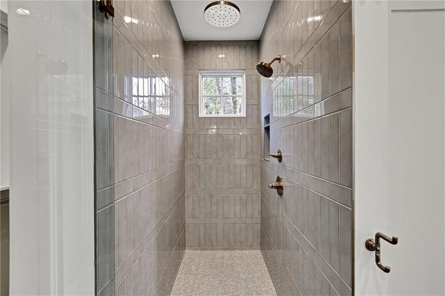 Close-up of interior finishes inside a home in , Gainesville (Image 22).