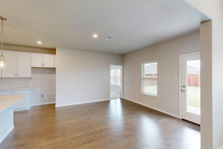 Spacious, unfurnished interior of a new home in The Preserve, Justin (Image 36).