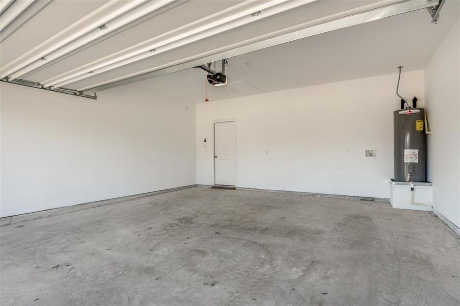 Image 32 of a home in Heartland. Image 32 of a home in Heartland.