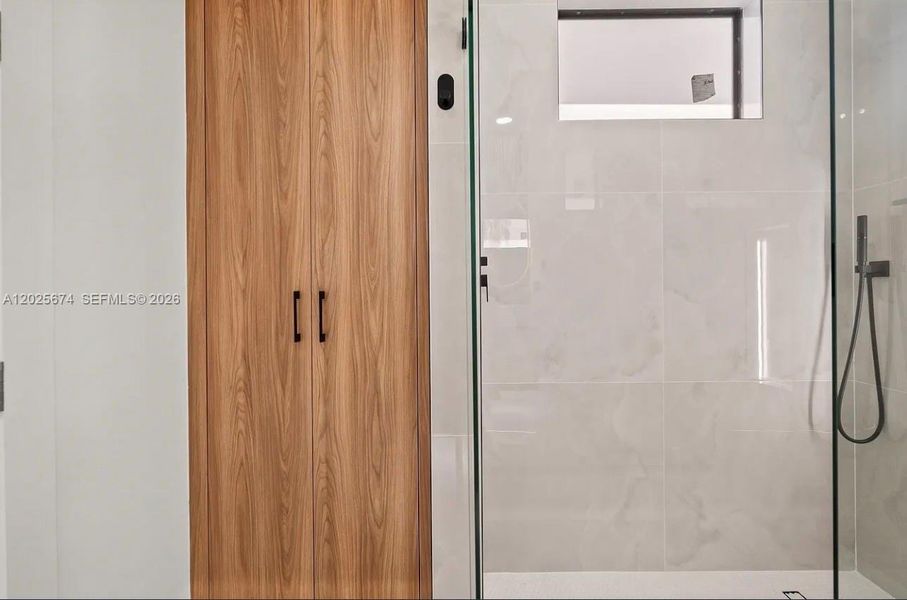 Close-up of interior finishes inside a home in , Cape Coral (Image 15). Close-up of interior finishes inside a home in , Cape Coral (Image 15).