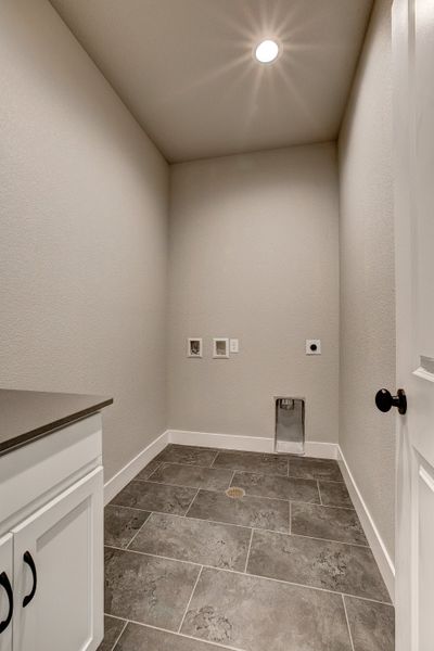 Representative unfurnished interior of a home built from the The Camden 2 by Landmark Homes in Highlands at Fox Hill, Longmont (Image 24).