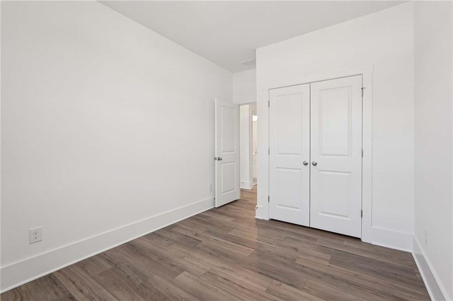 Spacious, unfurnished interior of a new home in Park Vue, Atlanta (Image 20).