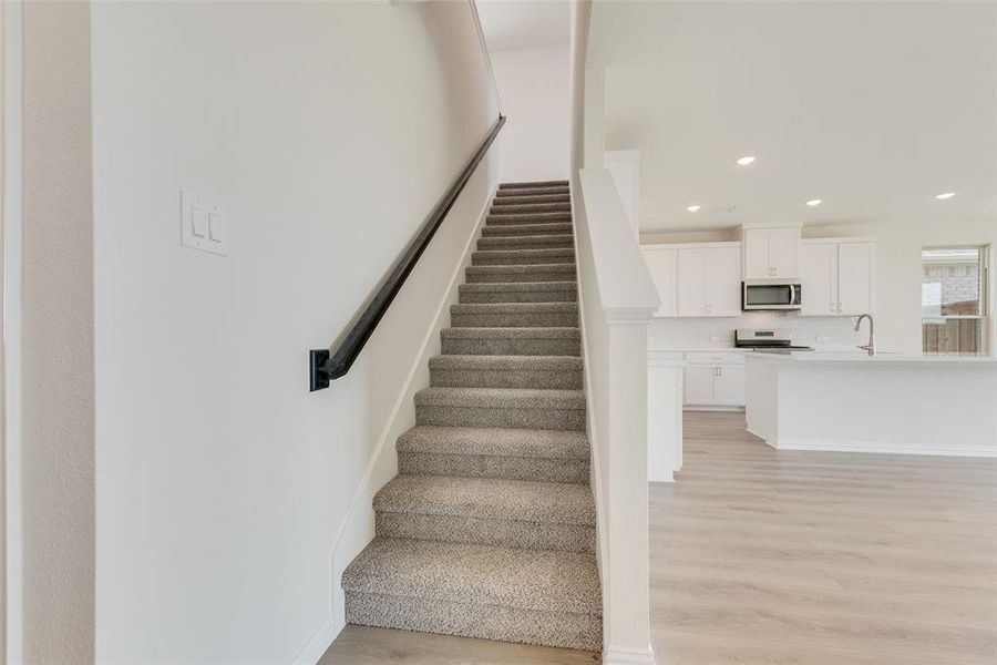 Spacious, unfurnished interior of a new home in Spiritas Ranch, Little Elm (Image 13).