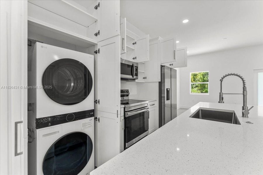 Spacious, unfurnished interior of a new home in , Lehigh Acres (Image 9). Spacious, unfurnished interior of a new home in , Lehigh Acres (Image 9).