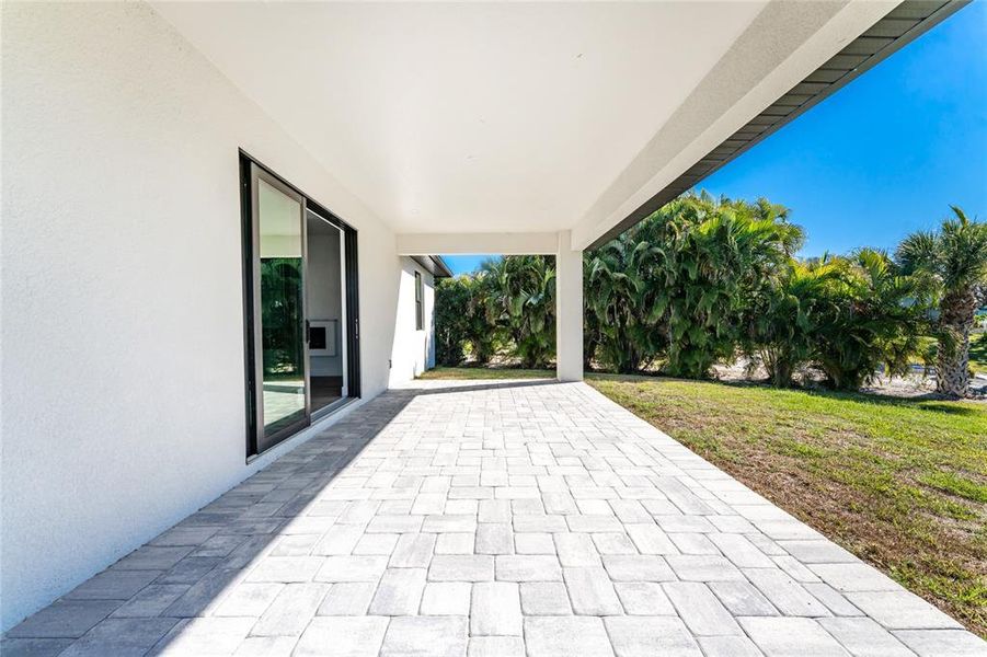 Exterior details and patio area of a home in , Rotonda West (Image 25).