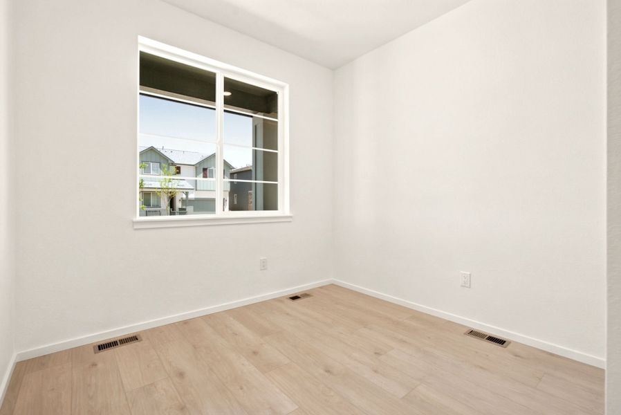 Spacious, unfurnished interior of a new home in Cordovan, Firestone (Image 36).