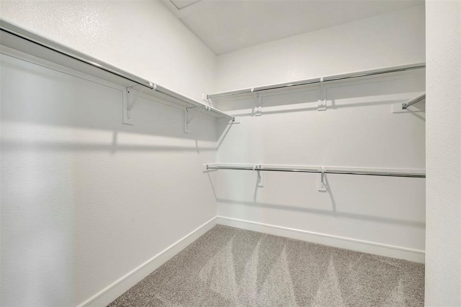 Spacious, unfurnished interior of a new home in Elevon, Lavon (Image 17).