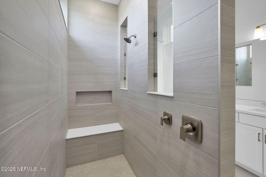 Furnished interior view inside a new home in Del Webb Saint Johns, St. Johns (Image 9).