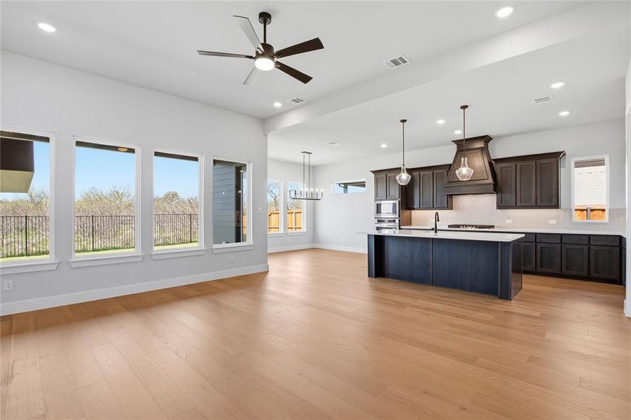 Spacious, unfurnished interior of a new home in Pecan Grove, Burleson (Image 21).