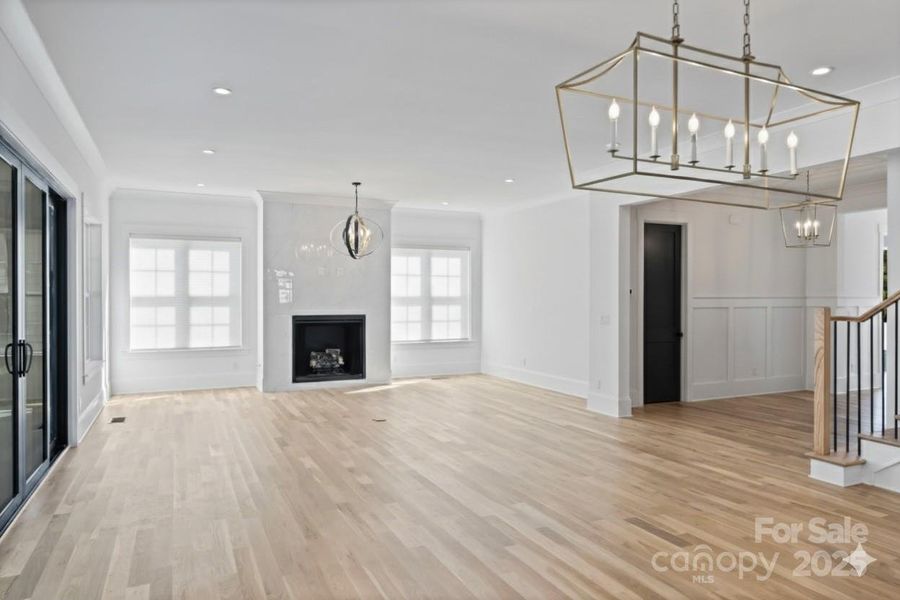 Spacious, unfurnished interior of a new home in , Charlotte (Image 14).
