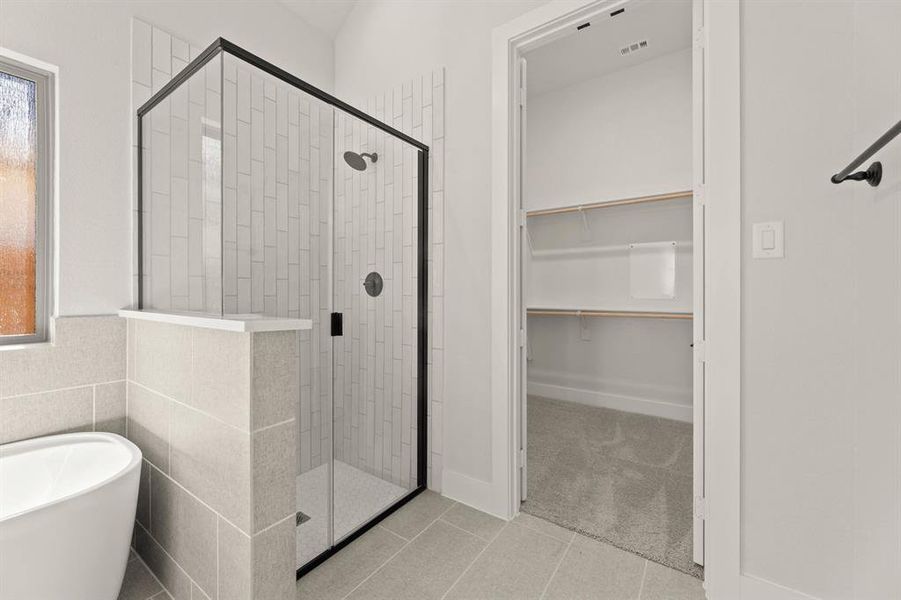 Furnished interior view inside a new home in Somerset - Phase 5, Mansfield (Image 19).