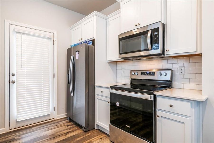 Furnished interior view inside a new home in , Atlanta (Image 17).