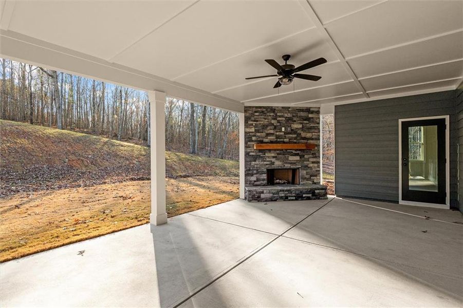 Exterior details and patio area of a home in , Carrollton (Image 4).
