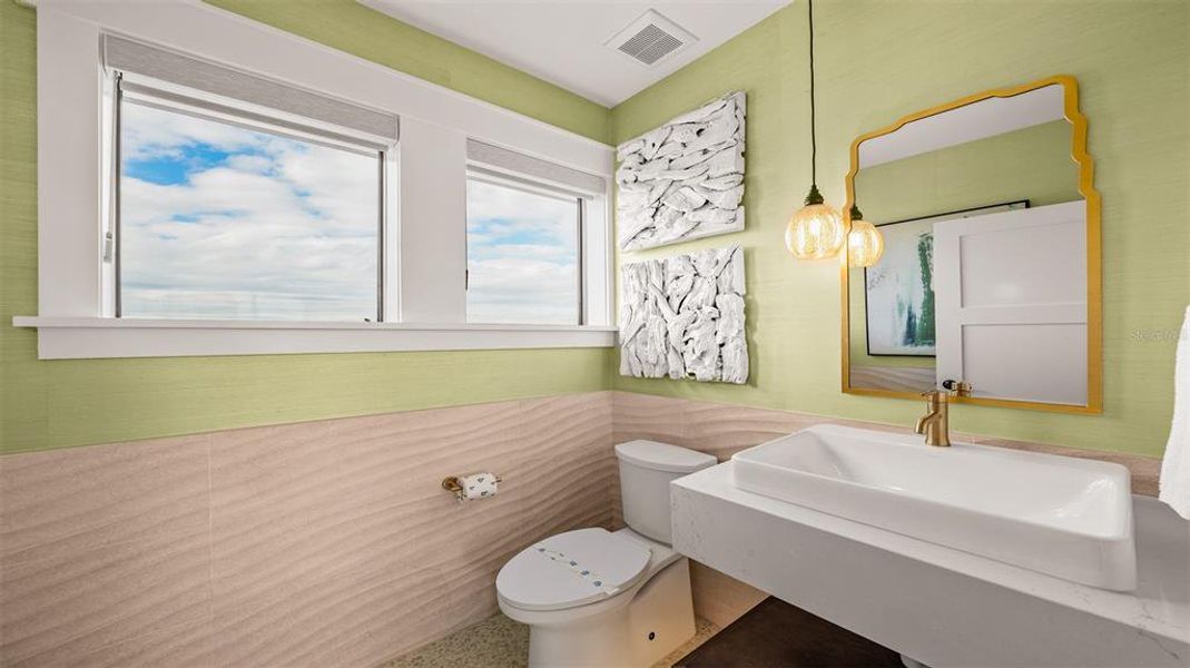 Furnished interior view inside a new home in , Sarasota (Image 38).