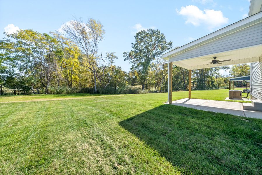 Representative exterior details of a home built from the Noah by Rockwood Homes in Garrettsburg Meadows, Clarksville (Image 22).