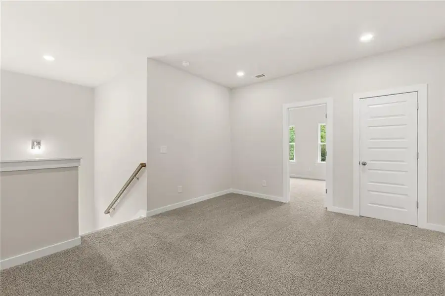 Spacious, unfurnished interior of a new home in , Gainesville (Image 29). Spacious, unfurnished interior of a new home in , Gainesville (Image 29).