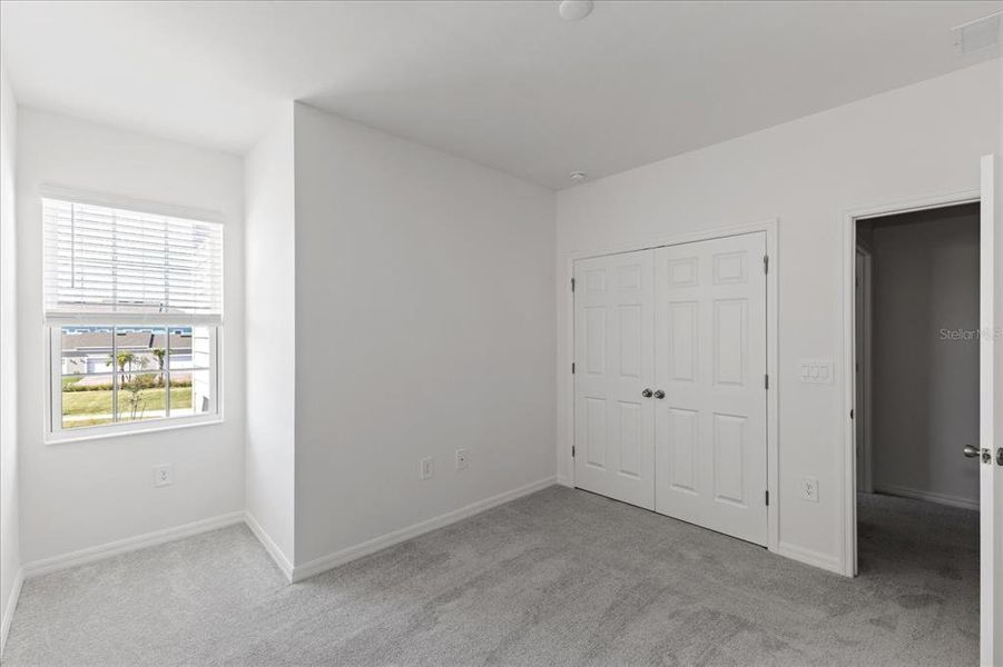 Spacious, unfurnished interior of a new home in , Orange City (Image 11).