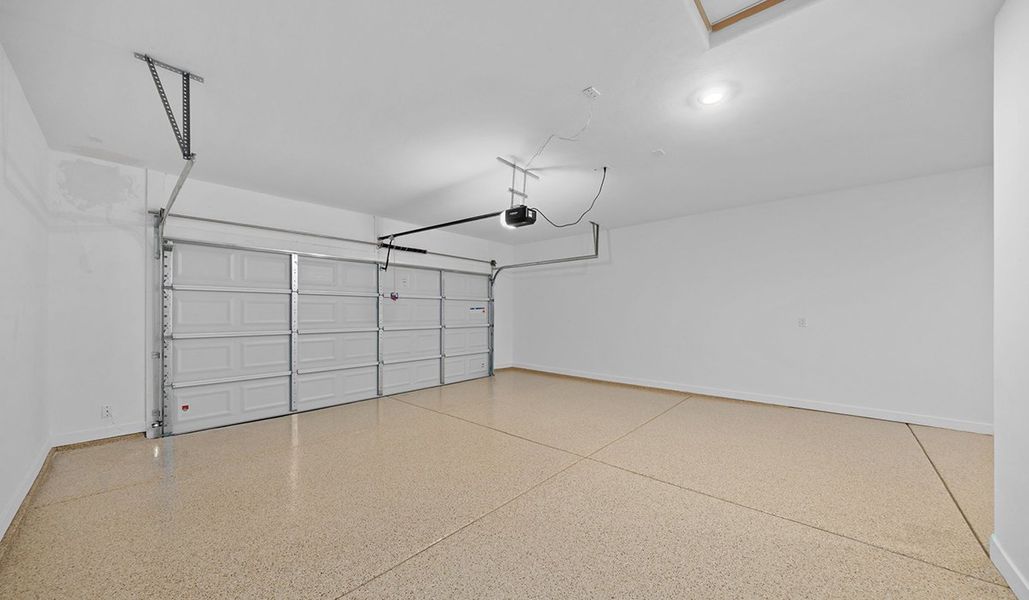 Spacious, unfurnished interior of a new home in Solterra, Green Valley (Image 43).