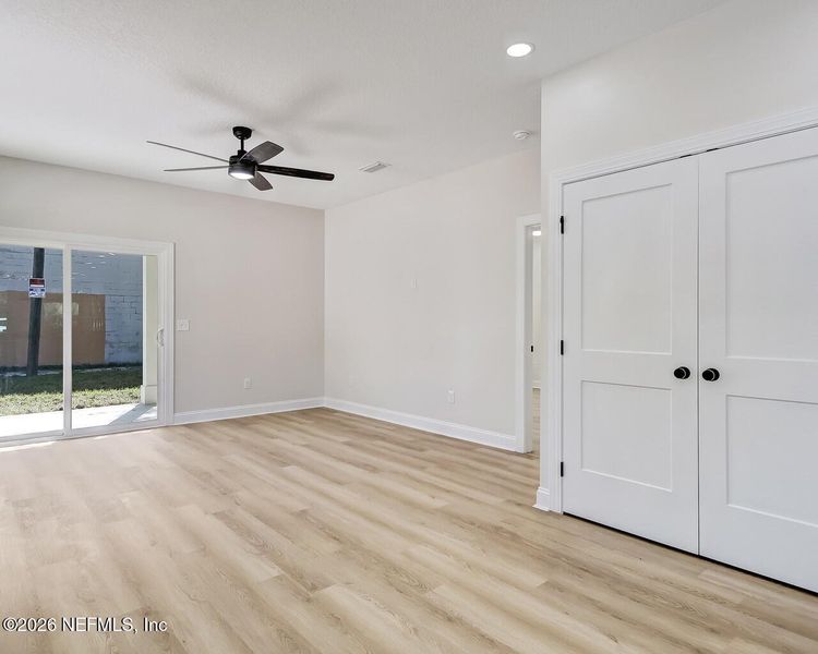 Spacious, unfurnished interior of a new home in , Jacksonville (Image 32).