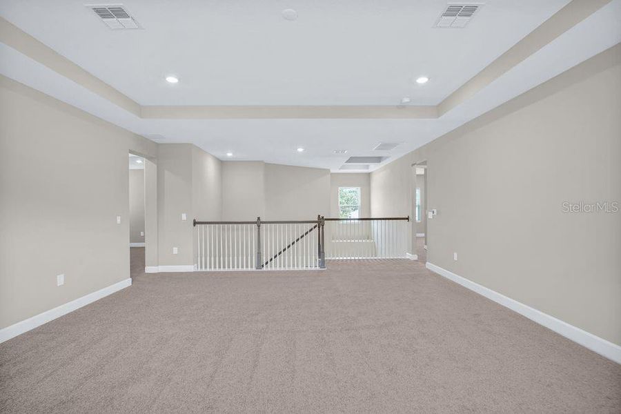 Spacious, unfurnished interior of a new home in Timber Ridge, Plant City (Image 34).