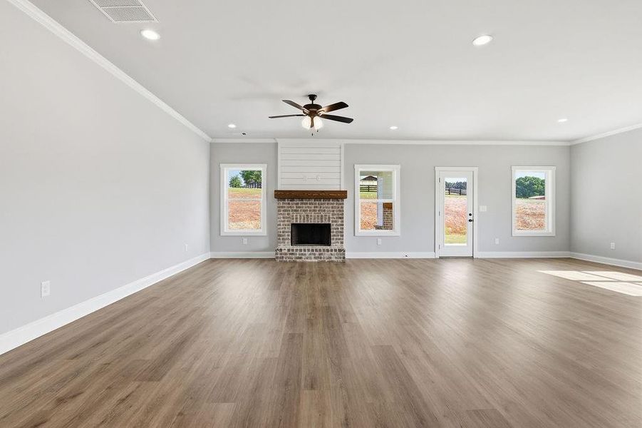 Spacious, unfurnished interior of a new home in , Monroe (Image 22).