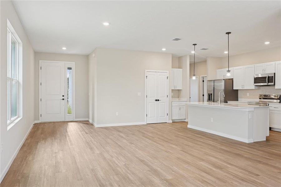 Spacious, unfurnished interior of a new home in , Palm Coast (Image 12).