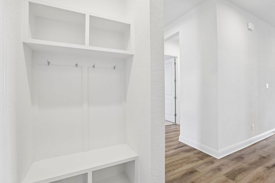 Spacious, unfurnished interior of a new home in 6 Creeks, Kyle (Image 22). Spacious, unfurnished interior of a new home in 6 Creeks, Kyle (Image 22).