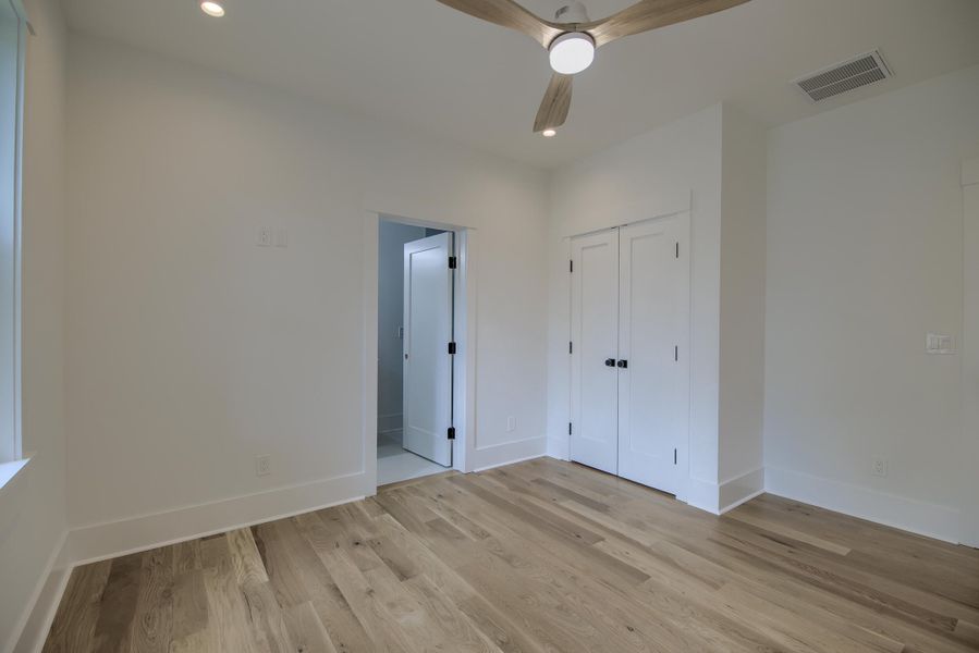 Spacious, unfurnished interior of a new home in , Mount Pleasant (Image 66).