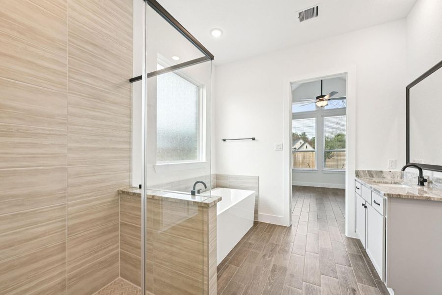 Furnished interior view inside a new home in Kresston, Montgomery (Image 10).