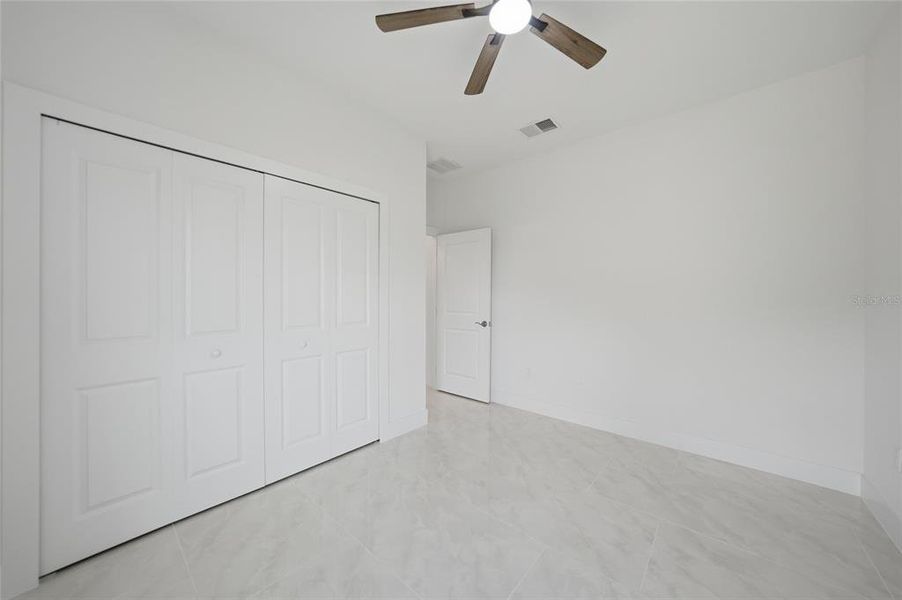 Spacious, unfurnished interior of a new home in , Port Charlotte (Image 36).