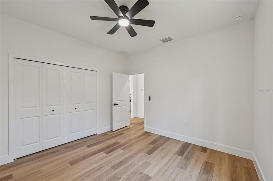 Spacious, unfurnished interior of a new home in , North Port (Image 29).