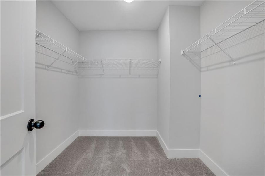 Spacious, unfurnished interior of a new home in Twin Lakes, Hoschton (Image 32).