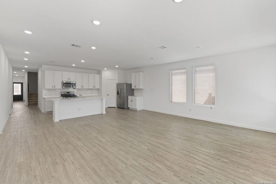 Spacious, unfurnished interior of a new home in Grace Valley, Marion (Image 27).