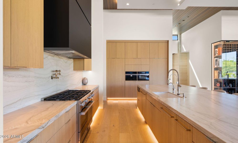 142-web-or-mls-GREAT ROOM UPDATED4