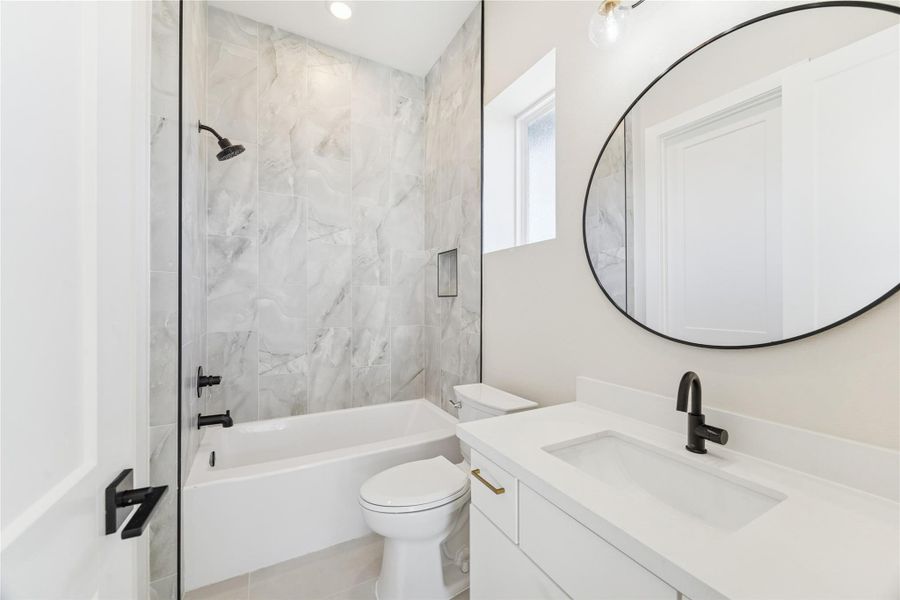 Furnished interior view inside a new home in , Houston (Image 11). Furnished interior view inside a new home in , Houston (Image 11).