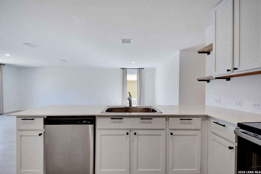 Furnished interior view inside a new home in Ridgeland, Kerrville (Image 7).