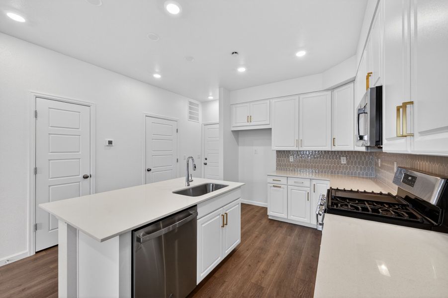Furnished interior view inside a new home in Parterre, Thornton (Image 6).