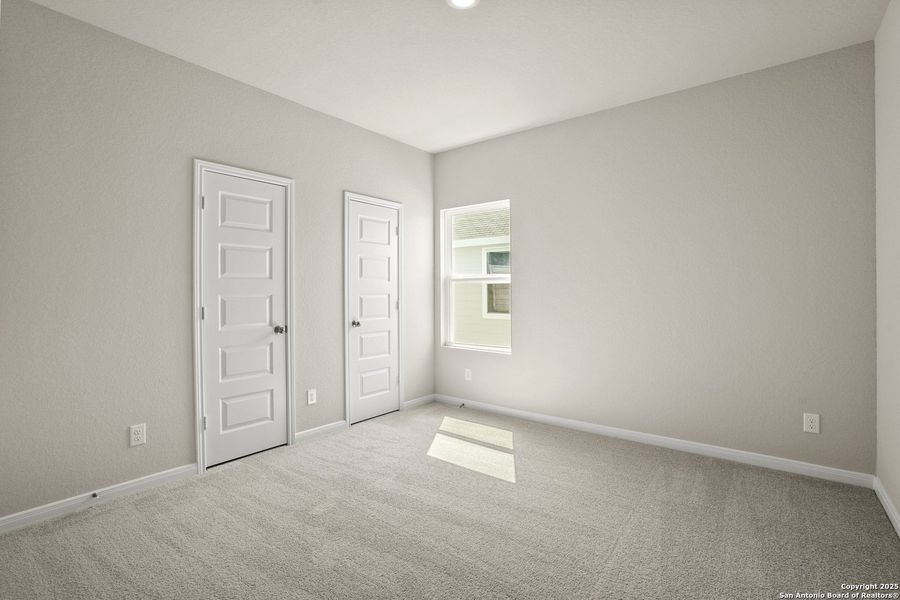 Spacious, unfurnished interior of a new home in Dauer Ranch, New Braunfels (Image 27). Spacious, unfurnished interior of a new home in Dauer Ranch, New Braunfels (Image 27).