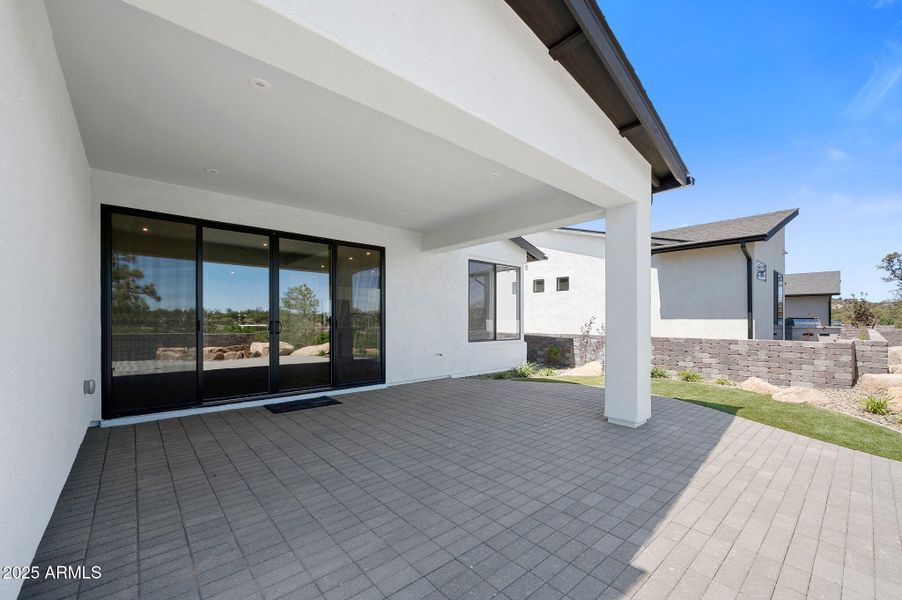 46-Back Patio (4) 46-Back Patio (4)