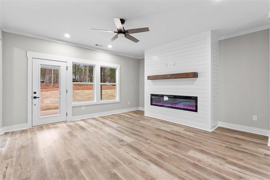 Spacious, unfurnished interior of a new home in , Villa Rica (Image 19).