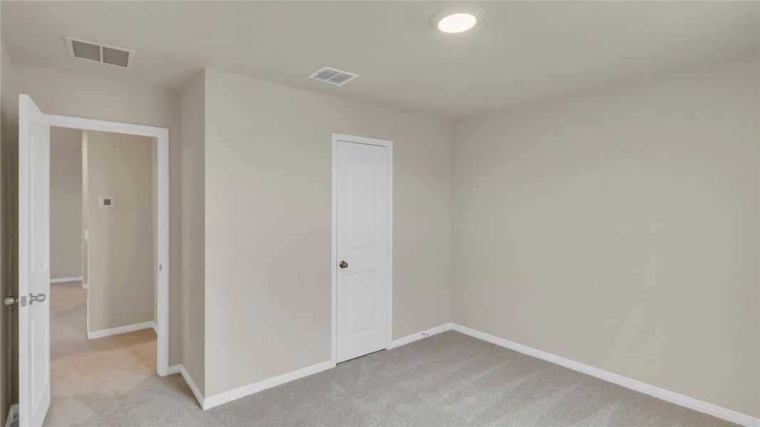 Spacious, unfurnished interior of a new home in Carillon, Manor (Image 14).