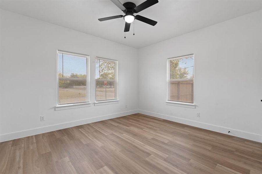 Spacious, unfurnished interior of a new home in , Fort Worth (Image 18).