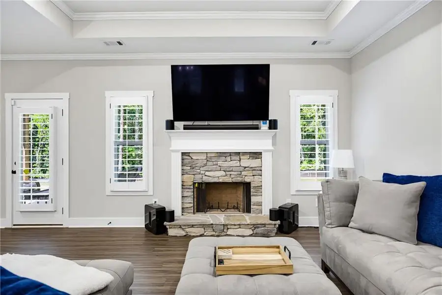 Furnished interior view inside a new home in , Dallas (Image 15).