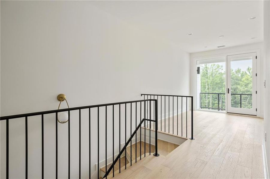 Spacious, unfurnished interior of a new home in , Chattahoochee Hills (Image 22).
