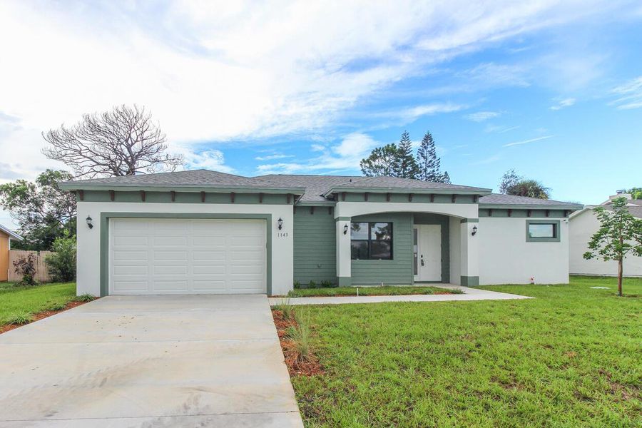 Spacious, unfurnished interior of a new home in , Port St. Lucie (Image 30).