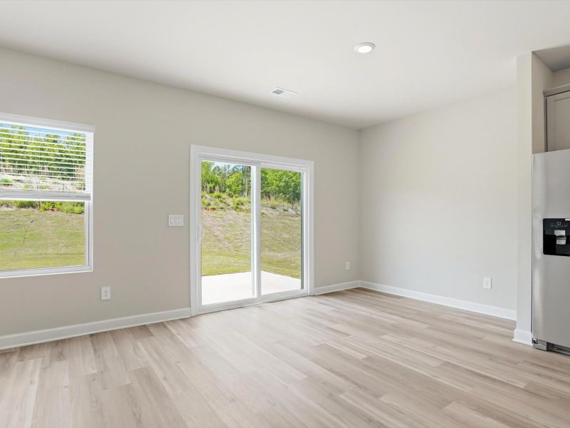 Spacious, unfurnished interior of a new home in Collier Ridge, Moore (Image 14).