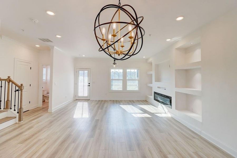 Image 36 of a home in .