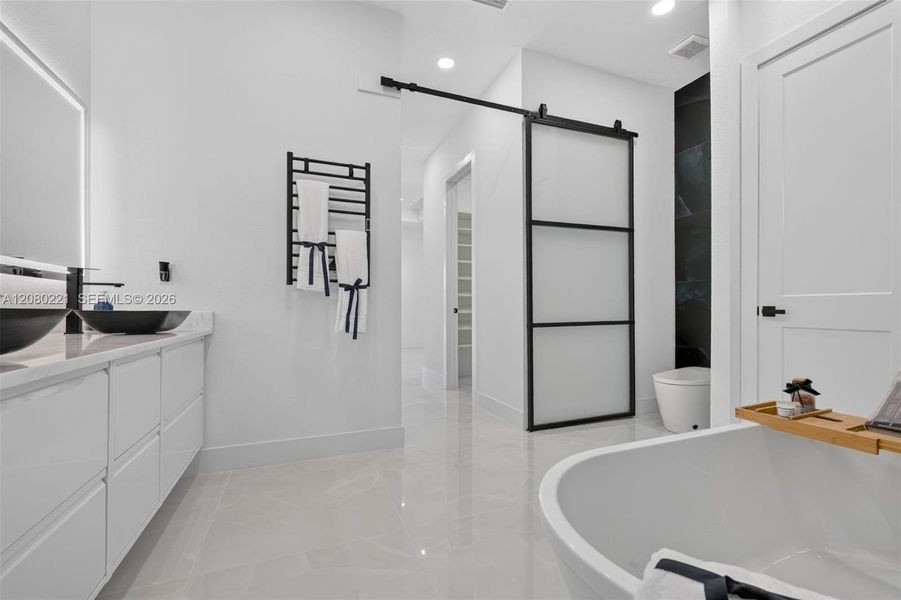 Furnished interior view inside a new home in , Cape Coral (Image 11).