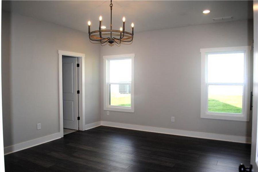 Spacious, unfurnished interior of a new home in Ferguson Corners, Emerson (Image 20).