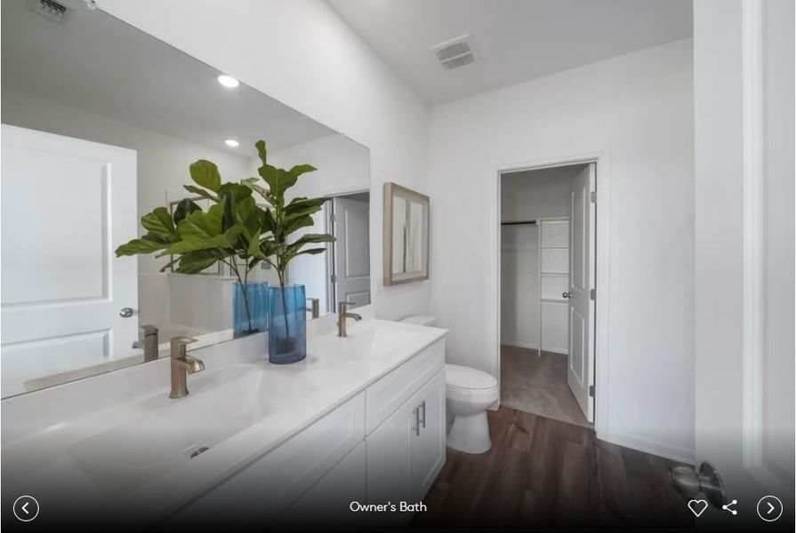 Photo of Centex model home with same floor plan, not of actual home listed. Photo of Centex model home with same floor plan, not of actual home listed.